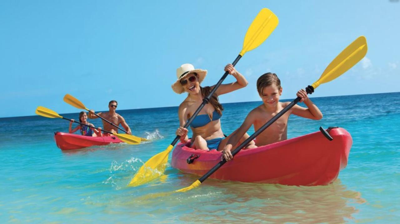 Tropicana Suites Deluxe Beach Club & Pool - Playa Los Corales Punta Cana Dış mekan fotoğraf