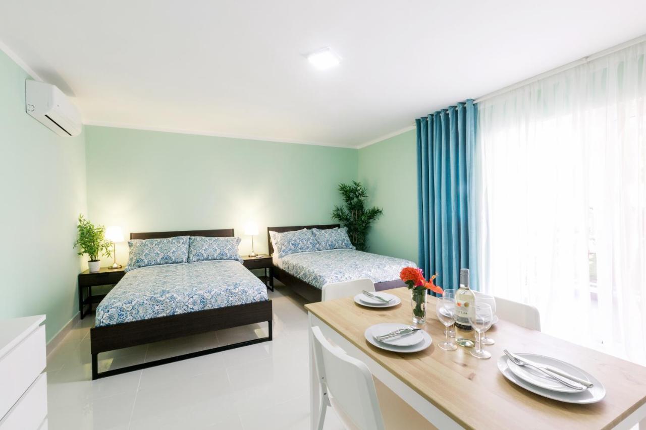 Tropicana Suites Deluxe Beach Club & Pool - Playa Los Corales Punta Cana Dış mekan fotoğraf