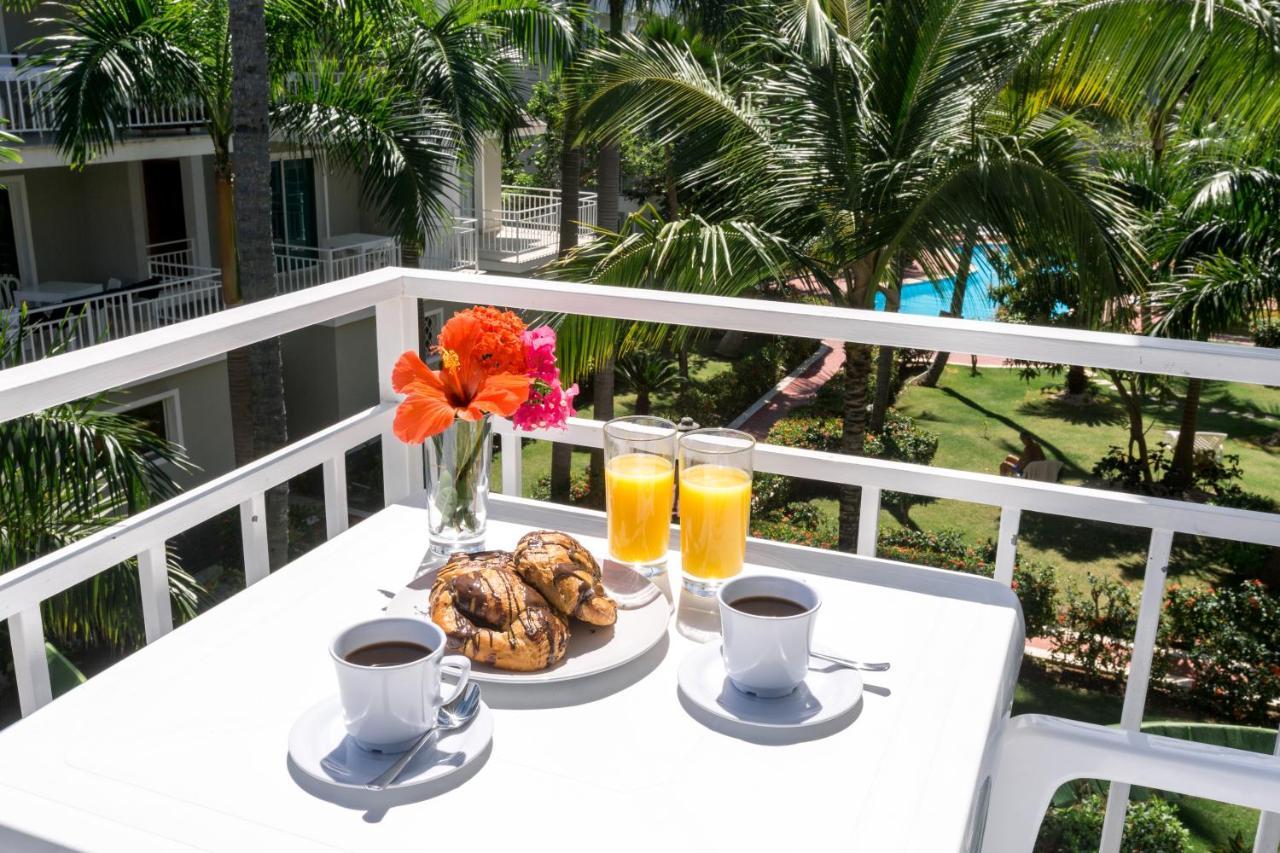 Tropicana Suites Deluxe Beach Club & Pool - Playa Los Corales Punta Cana Dış mekan fotoğraf
