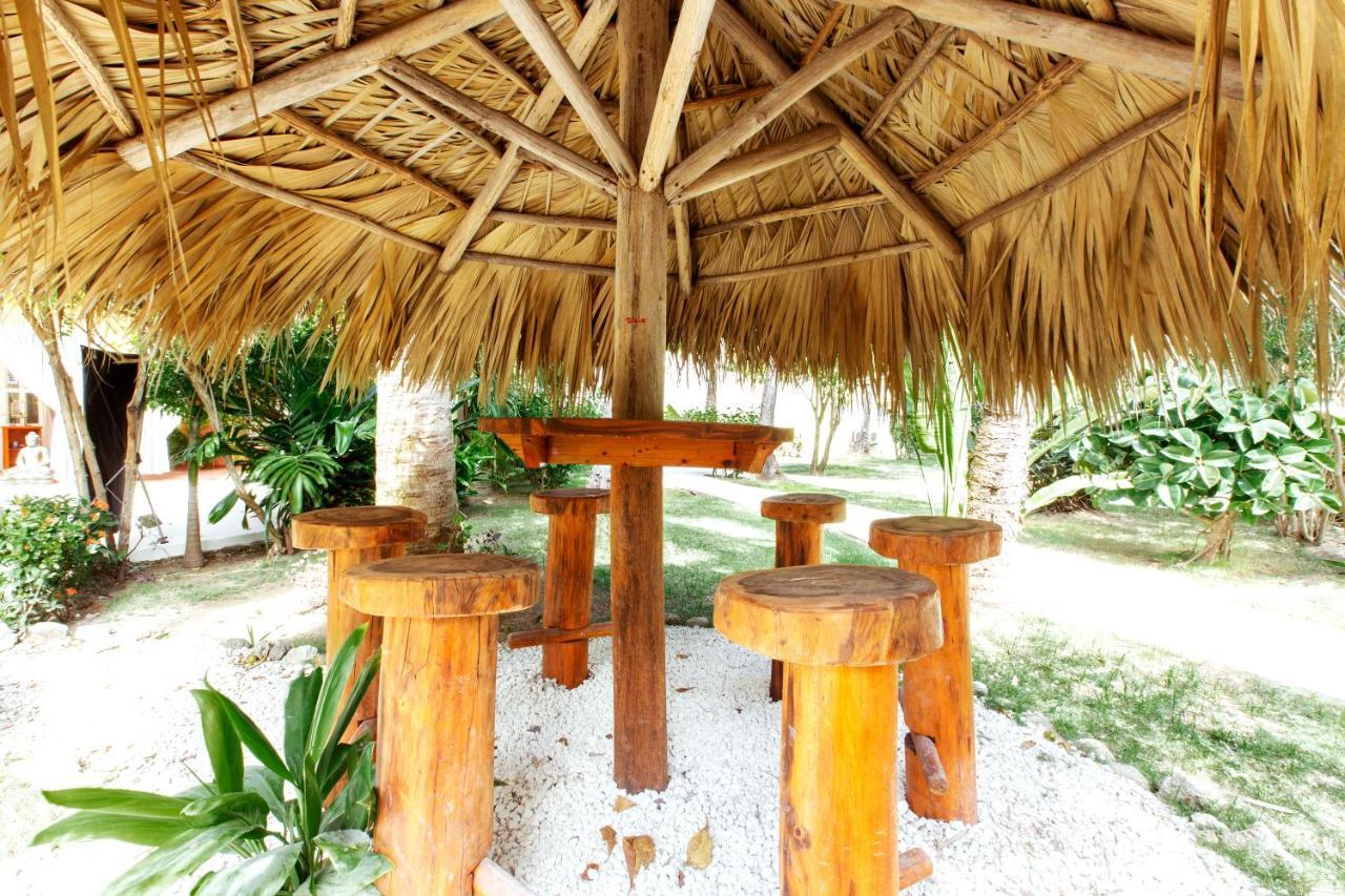 Tropicana Suites Deluxe Beach Club & Pool - Playa Los Corales Punta Cana Dış mekan fotoğraf
